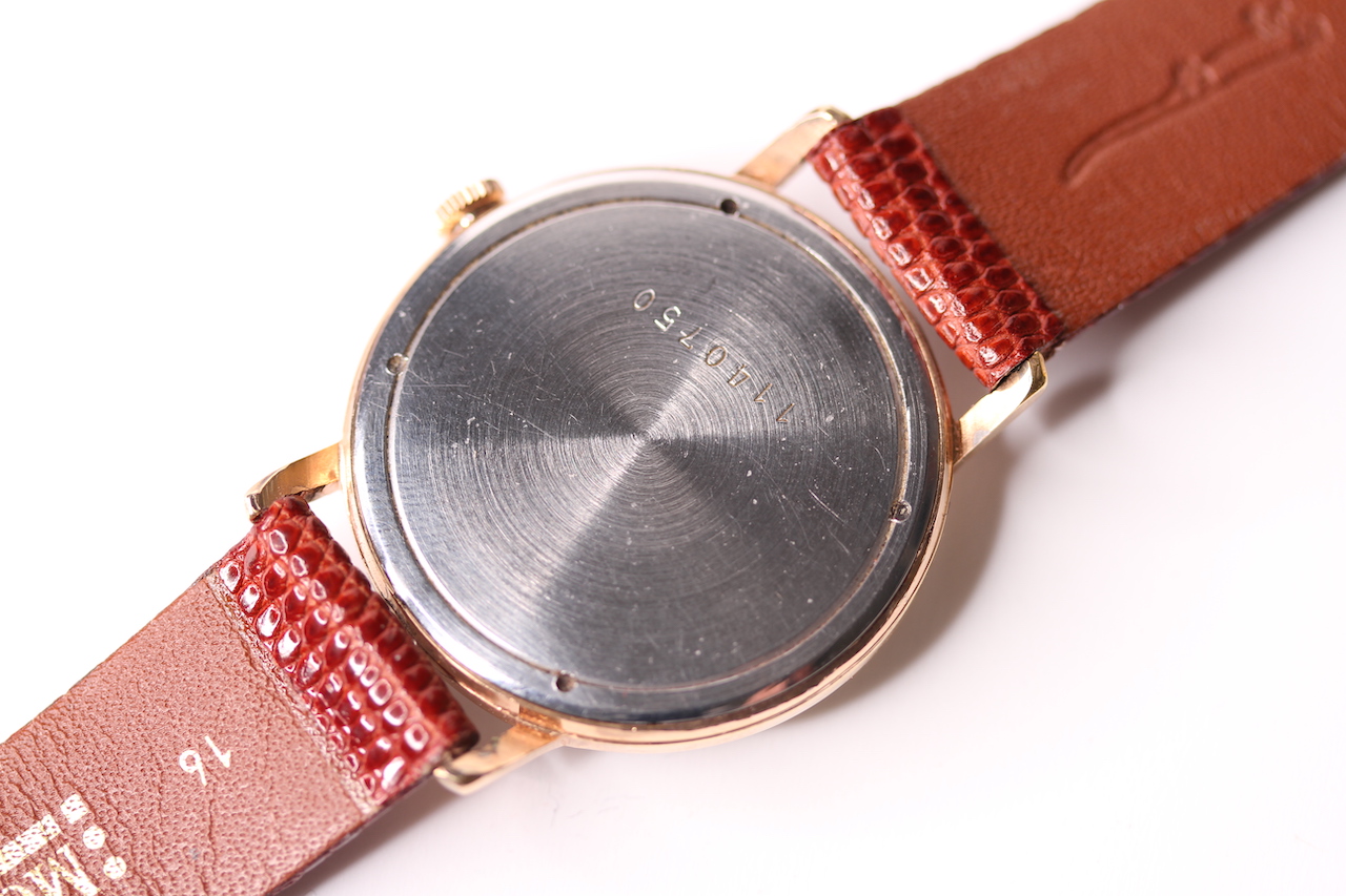 VINTAGE ZENITH DRESS WATCH, circular silvered dial, date aperture to 4 o'clock position, rose gold - Image 3 of 5