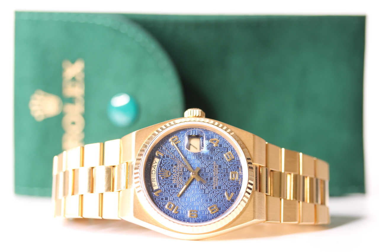 RARE 18CT ROLEX OYSTER QUARTZ DAY DATE WITH RARE JUBILEE DIAL, REFERENCE 19018, CIRCA 1987, blue - Image 2 of 7