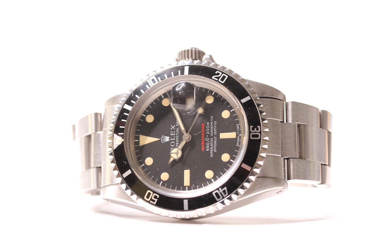 VINTAGE ROLEX OYSTER PERPETUAL DATE SUBMARINER 1680 RED LINE FEET FIRST CIRCA 1971 - Image 2 of 4