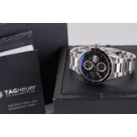 GENTLEMENS TAG HEUER CARRERA CALIBRE 16 CHRONOGRAPH WRISTWATCH W/ BOX & GUARANTEE, circular black