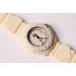 LADIES TAG HEUER 'POLAR' white dial with luminous dot hour markers, white outer bezel, 30mm white