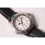 TAG HEUER PROFESSIONAL 200 METER REFERENCE WF1112-0, white dial, luminous hour markers, rotating