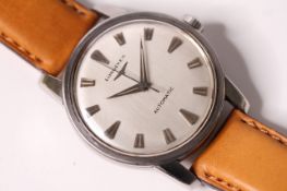 RARE LONGINES AUTOMATIC REFERENCE 1480 CIRCA 1960S, silvered dial, block dagger hour markers, 34mm