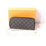 Louis Vuitton Zippy Wallet Vertical, damier graphite canvas, 12 card slots, 2 additional business