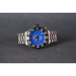 GENTLEMENS TAG HEUER FORMULA 1 DATE WRISTWATCH, circular blue dial with silver hour markers and