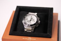 BAUME AND MERCIER AUTOMATIC WRISTWATCH, silver dial with dot hour markers, 30 minute recorder at 3