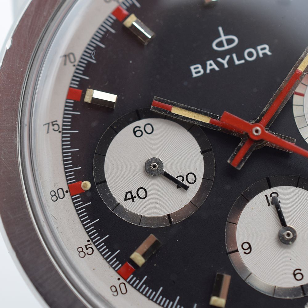 RARE GENTLEMAN'S BAYLOR CHRONOGRAPH, VALJOUX 72, CIRCA. 1960S, LARGE 40MM STEEL CASE, circular black - Image 8 of 11