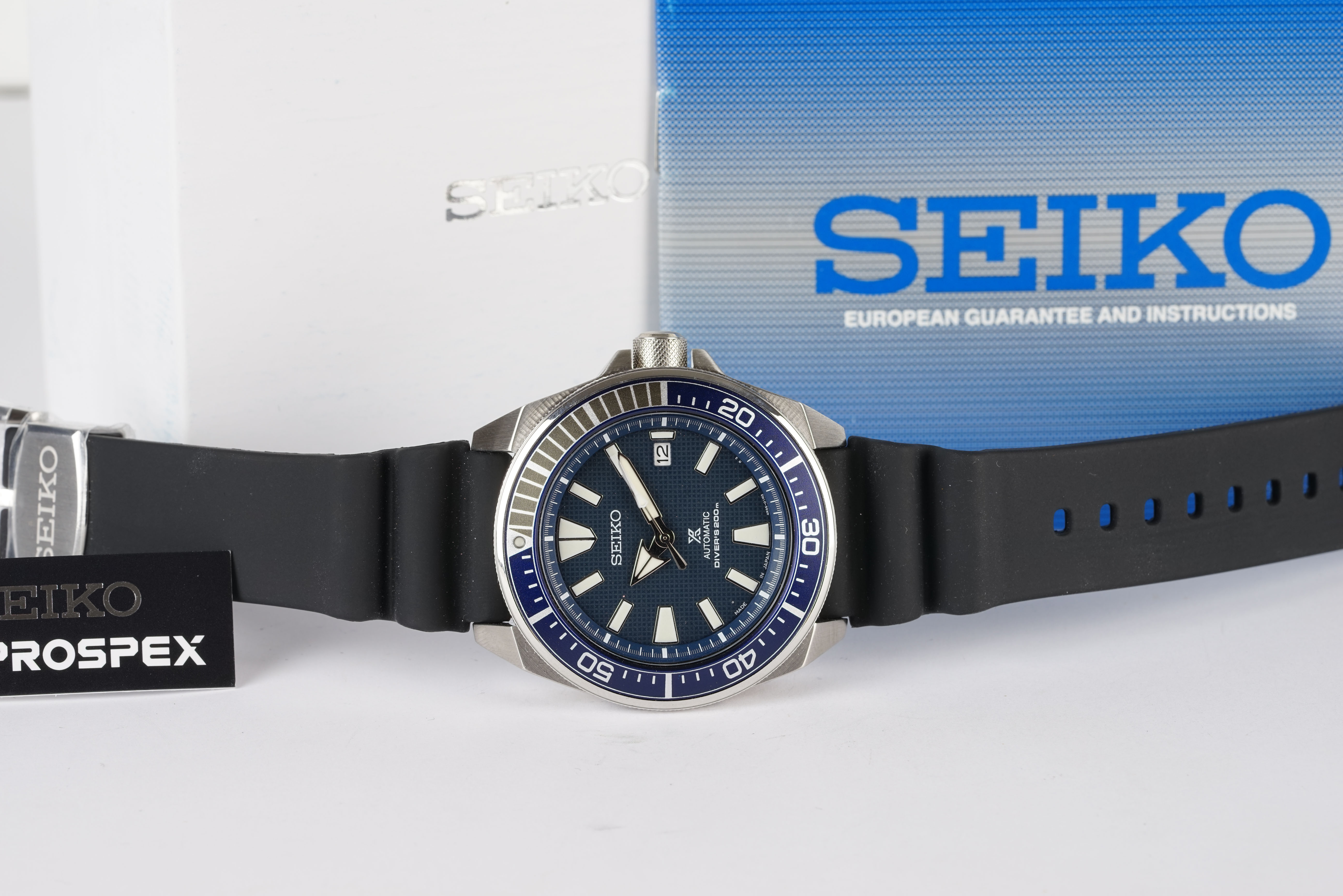 GENTLEMENS SEIKO PROSPEX AUTOMATIC DIVERS WRISTWATCH W/ BOX & PAPERS REF. SRPB49J1, circular