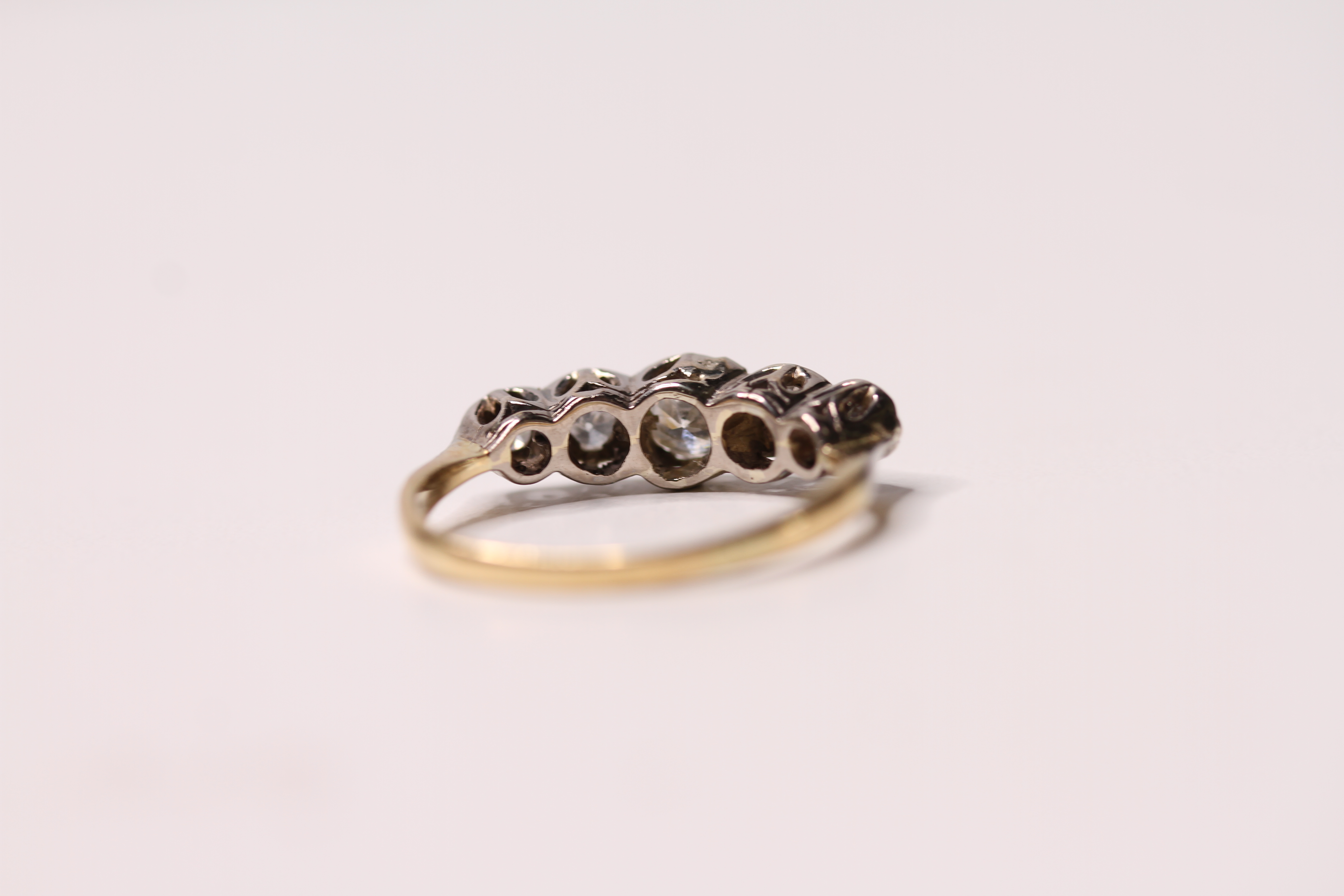 *TO BE SOLD WITHOUT RESERVE*5 Stone Diamond Set Ring, in 18ct gold and platinum setting - Image 2 of 2