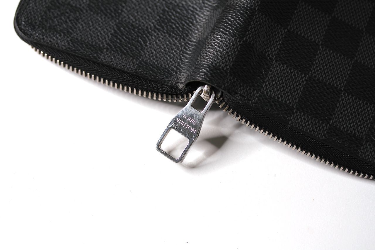 Louis Vuitton Zippy Wallet Vertical, damier graphite canvas, 12 card slots, 2 additional business - Image 6 of 7