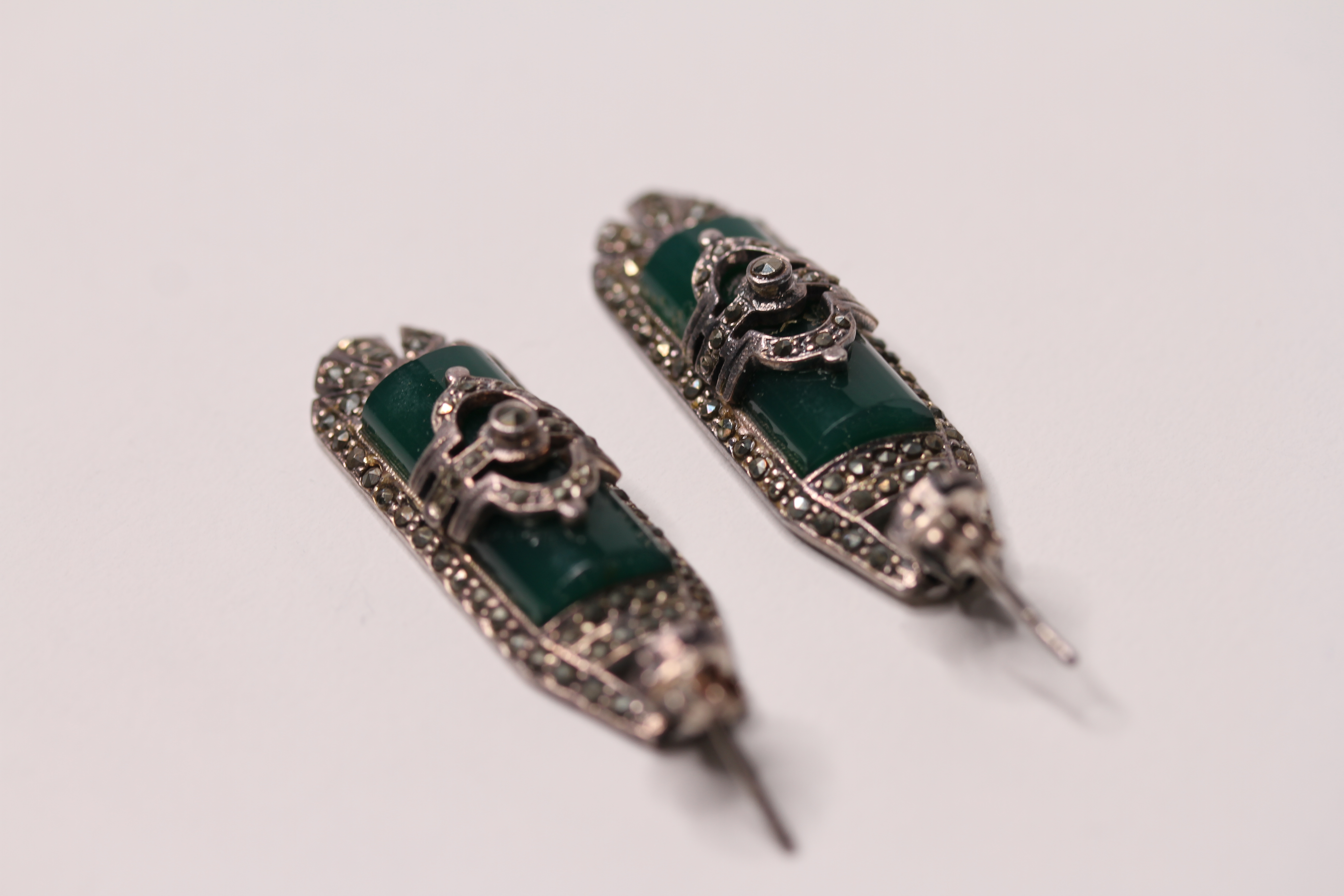 *TO BE SOLD WITHOUT RESERVE*A pair of silver & jade style earrings with marcasite - Image 2 of 2