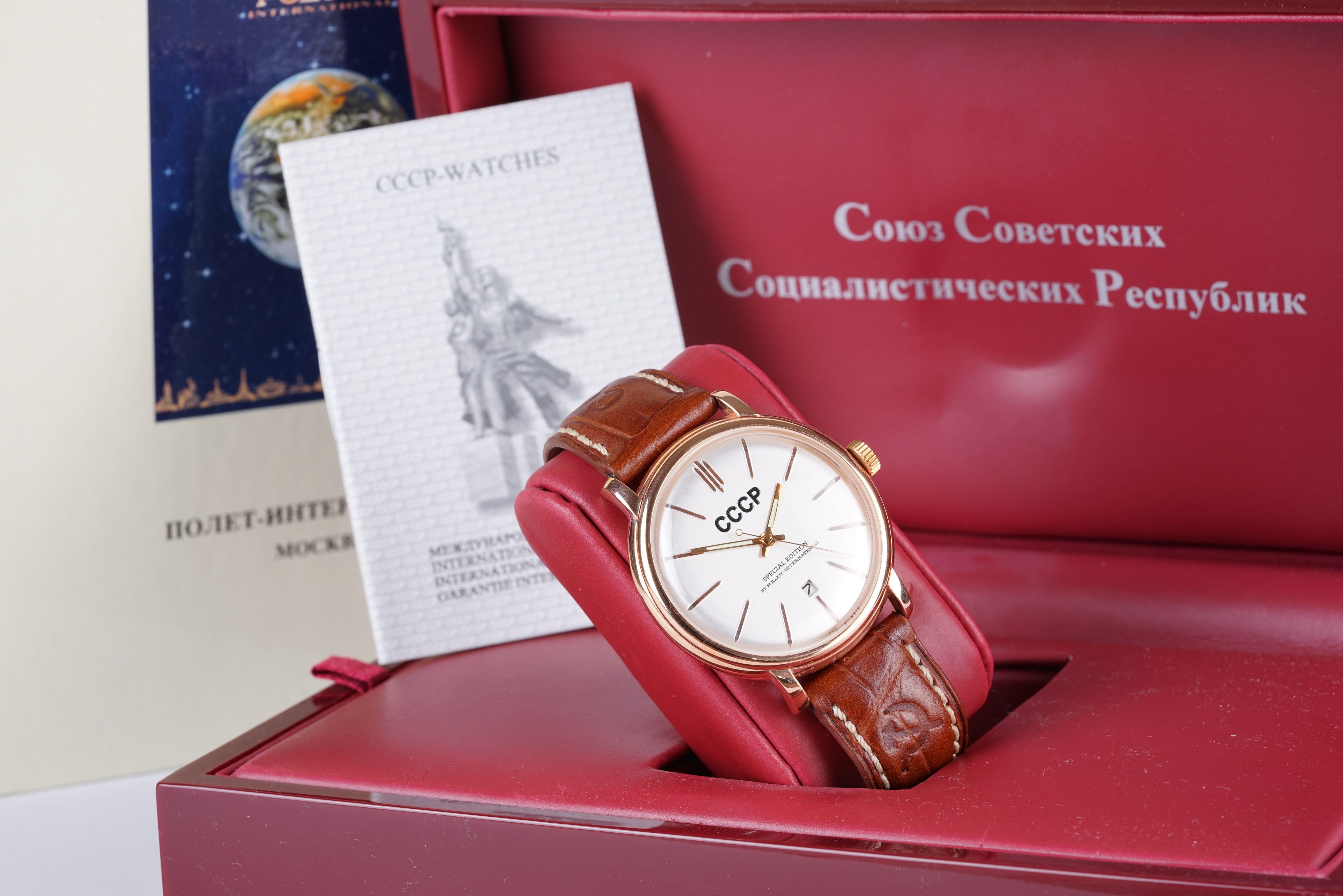 GENTLEMENS CCCP POLJOT SPECIAL EDITION WRISTWATCH W/ BOX BOOK & WARRANTY, circular silver dial - Image 3 of 3