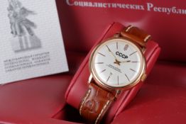 GENTLEMENS CCCP POLJOT SPECIAL EDITION WRISTWATCH W/ BOX BOOK & WARRANTY, circular silver dial