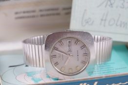 GENTLEMENS MIDO AUTOMATIC DAY DATE MULTI STAR WRISTWATCH W/ BOX & PAPERS, circular silver dial
