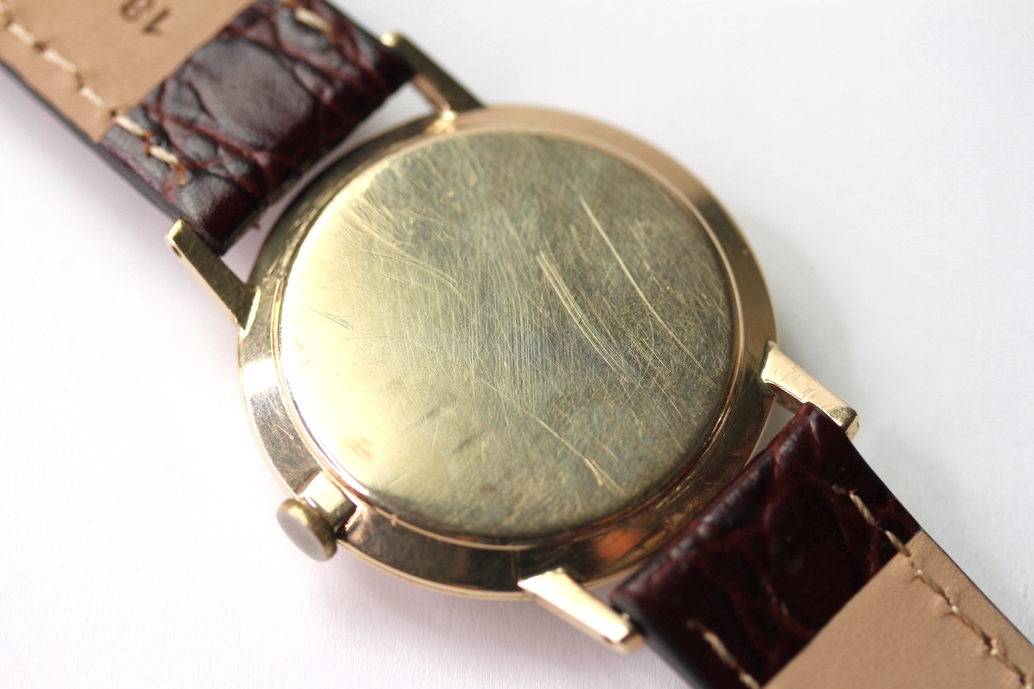 VINTAGE 9CT GOLD ROTARY WRISTWATCH, circular silver dial with gold baton hour markers, gold hands, - Image 2 of 2