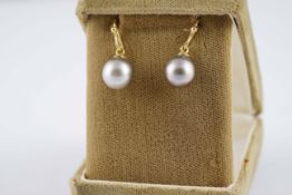 18CT GOLD PEARL DROP EARRINGS W/ MAPPINS BOX, pearl drop earrings with 18ct gold sets.*** Please