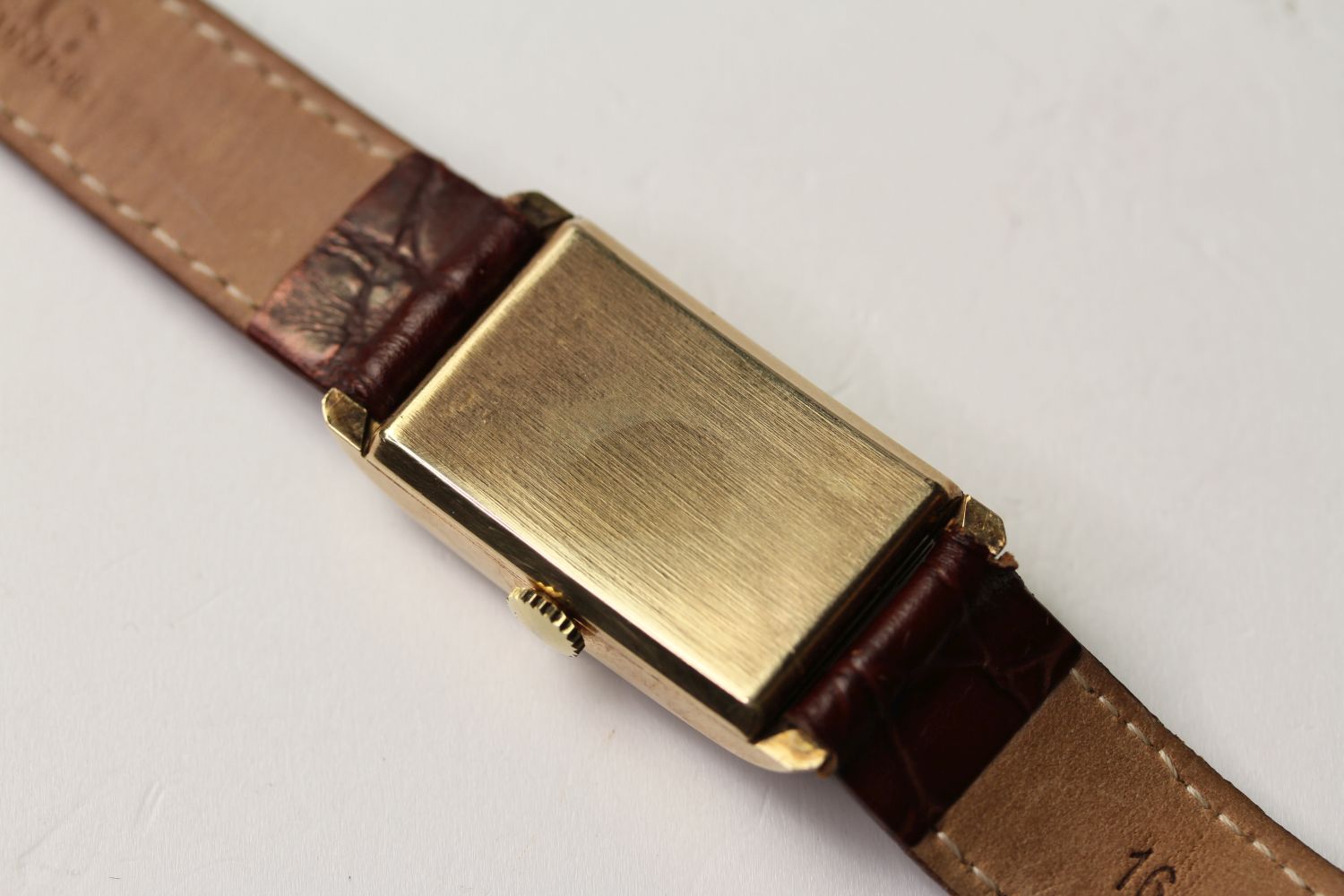 VINTAGE 9CT HELVETIA WRISTWATCH CIRCA 1960S, rectangular silvered dial, baton hour markers, - Image 2 of 4