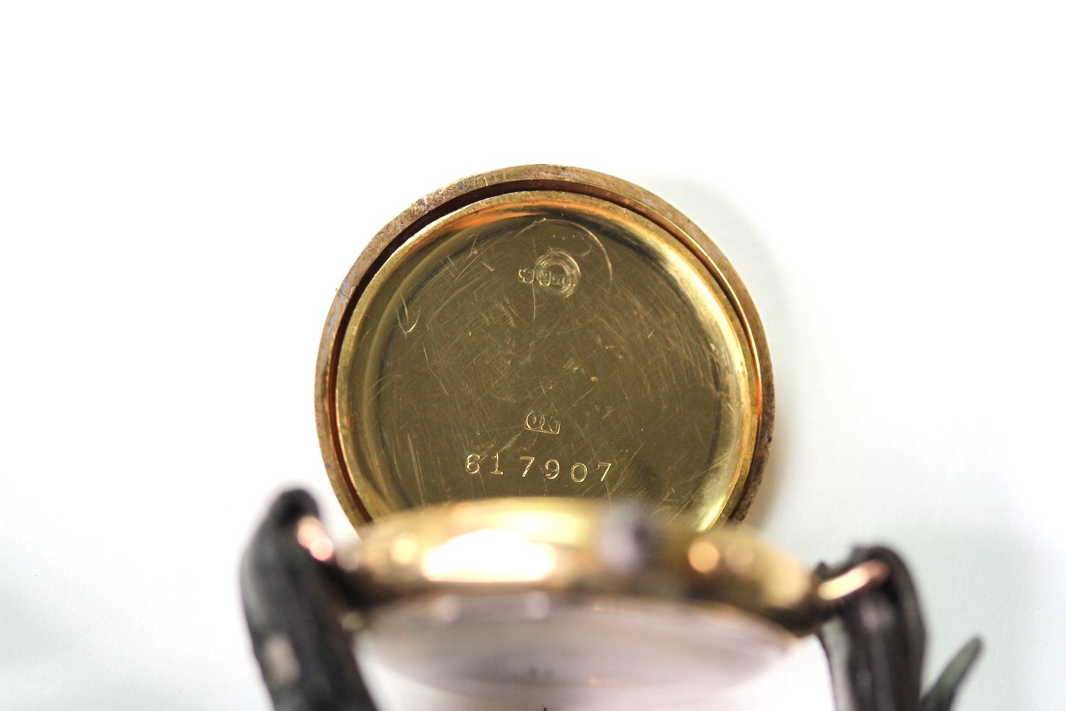 Vintage Stauffer & Co International Watch Company 18ct Gold Trench Watch, circular dial with roman - Image 4 of 5