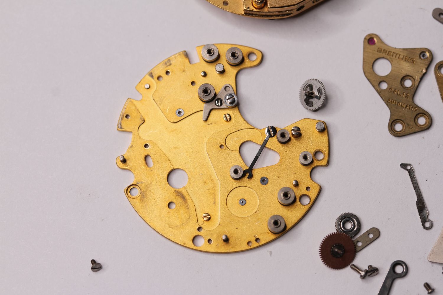 BREITLING CALIBRE 12 MOVEMENT INCLUDING CROWN, STEM, 17 JEWEL - Image 3 of 5