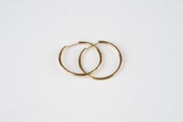 9CT GOLD HOOP EARRINGS, gross weight is 0.93g.