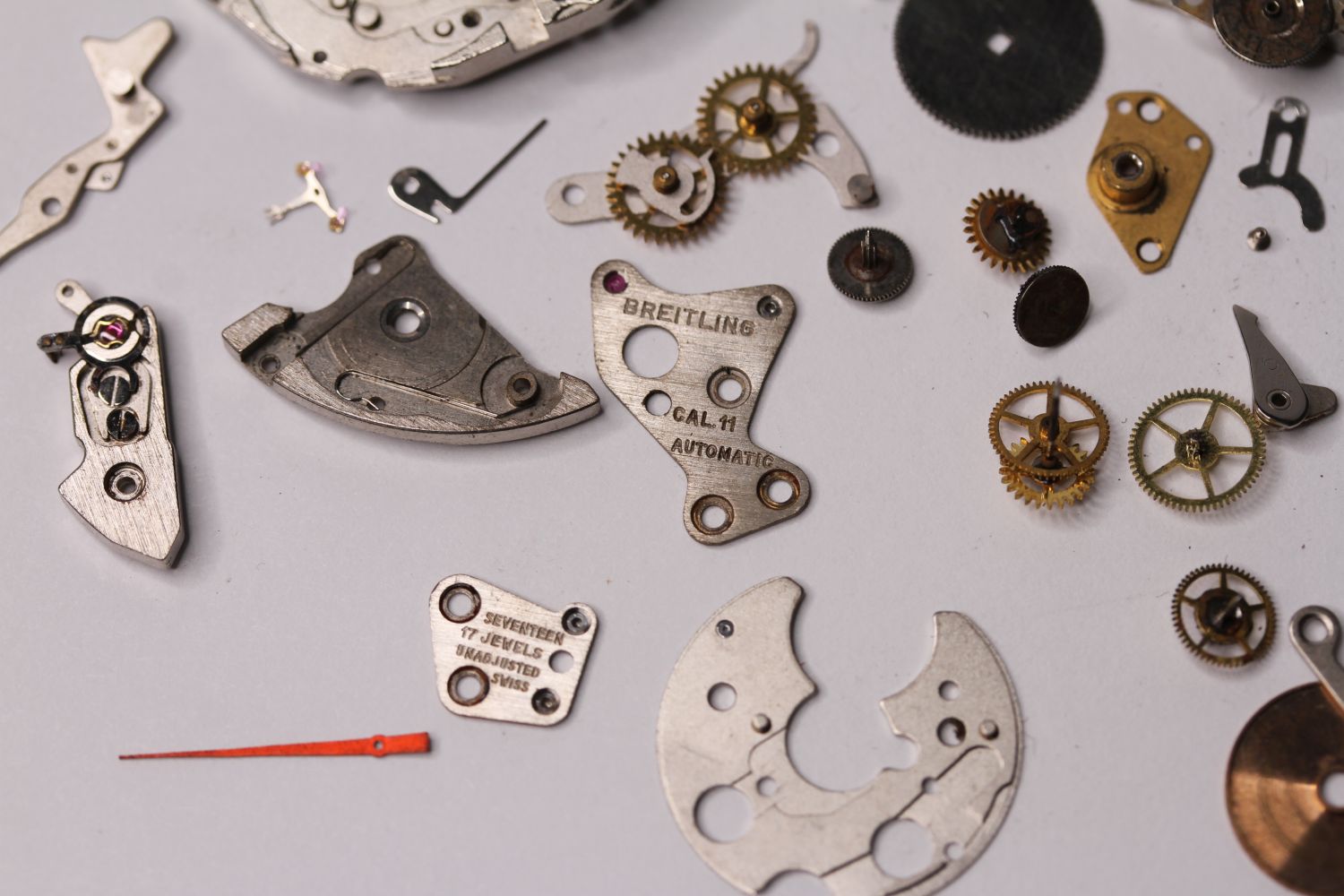 BREITLING CALIBRE 11 MOVEMENT - Image 2 of 5