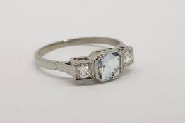 Aquamarine & Diamond 3 Stone Ring, set with an aquamarine approximately 0.80ct, total approximate