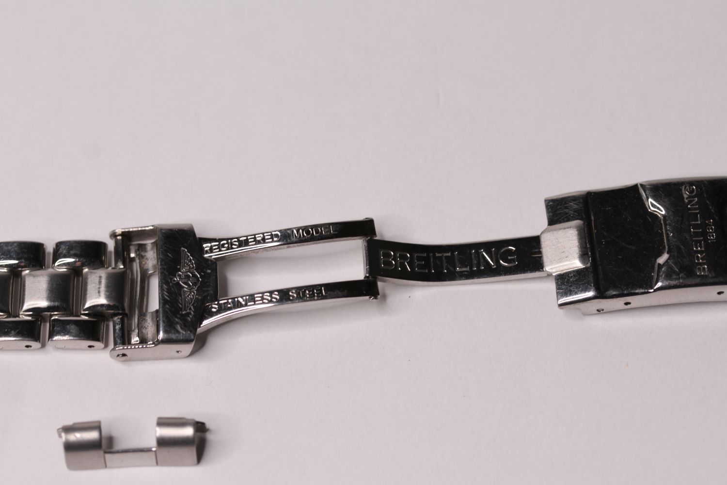 BREITLING STAINLESS STEEL BRACELET, END LINKS AND CLASP - Image 2 of 3