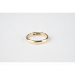 9CT GOLD BAND RING, gross weight is 3.83g.