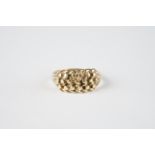 9CT GOLD KEEPER SIGNET RING, gross weight is 3.56g.