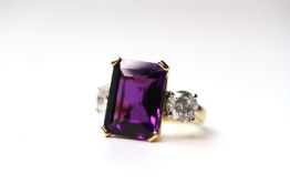 AMETHYST AND DIAMOND 18CT GOLD RING, rectangular