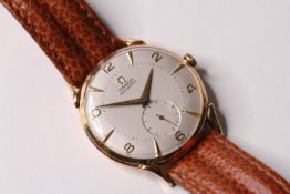 GENTLEMENS OMEGA AUTOMATIC WRISTWATCH, circular silver dial with hour markers and arabic numbers,