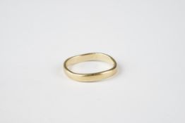 9CT GOLD TWIST BAND RING, gross weight is 2.28g.