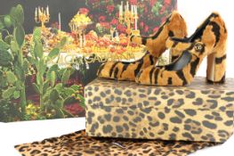 UNWORN DOLCE & GABBANA FURRY MARY JANE SHOES SIZE 4