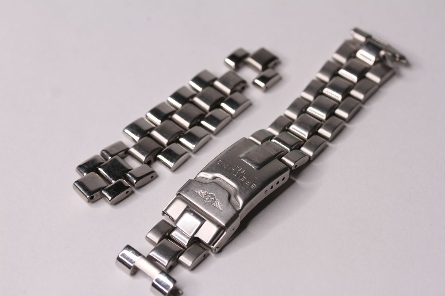 BREITLING STAINLESS STEEL BRACELET, END LINKS AND CLASP