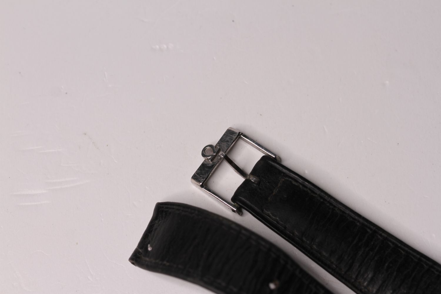 OMEGA LEATHER STRAP WITH OMEGA BUCKLKE, 17mm black Omega leather strap with stainless steel Omega - Image 2 of 3