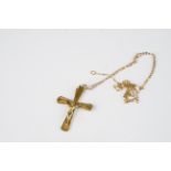9CT GOLD CRUCIFIX CHAIN & PENDANT, gross weight is 3.52g.
