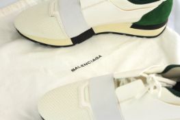 BALENCIAGA WHITE TRAINER WITH DUST BAG