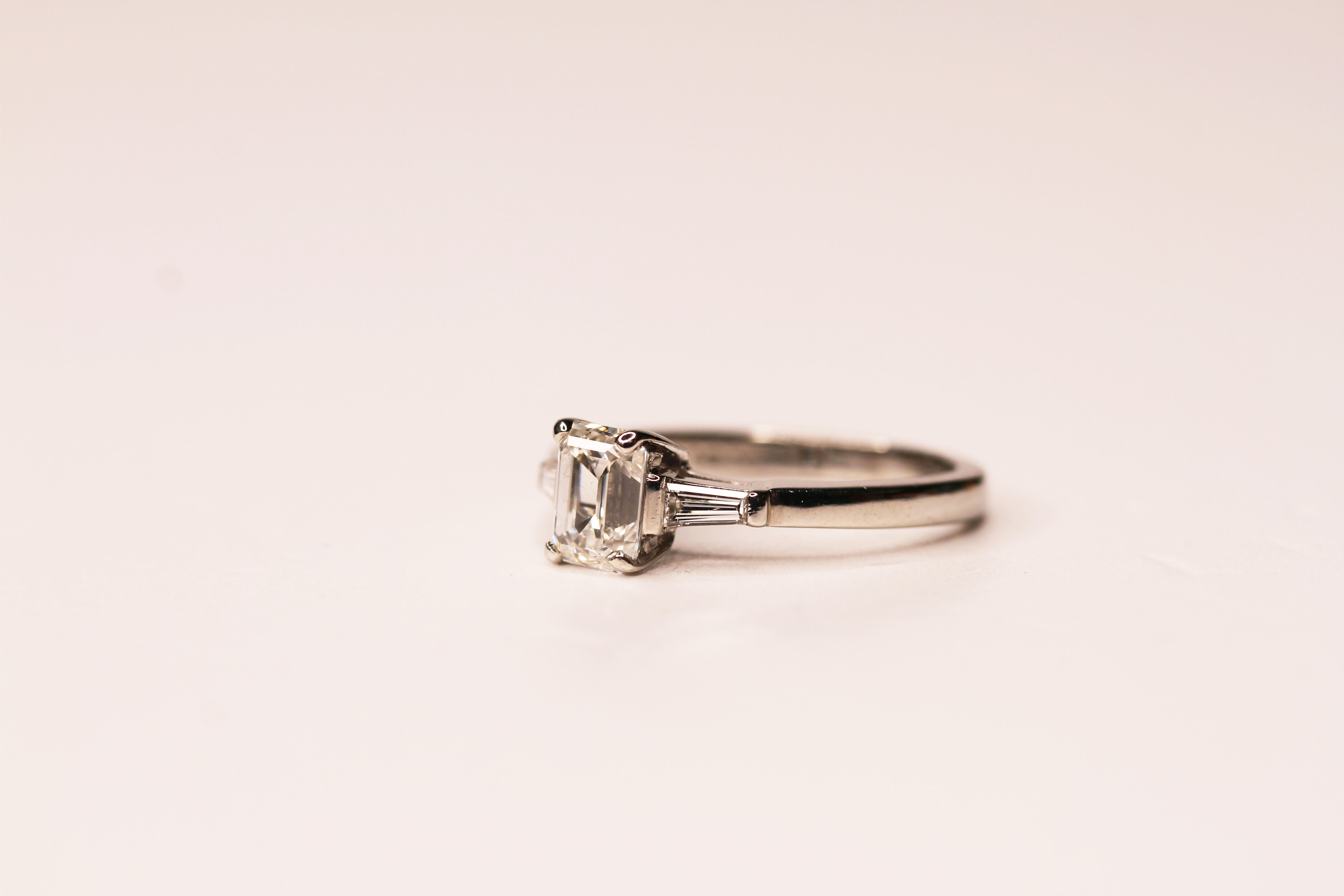 Boodles Diamond Ring, centre set with a single emerald cut diamond 0.91ct, G colour, VSI clarity, - Image 3 of 5