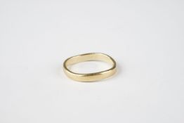9CT GOLD TWIST BAND RING, gross weight is 2.28g.