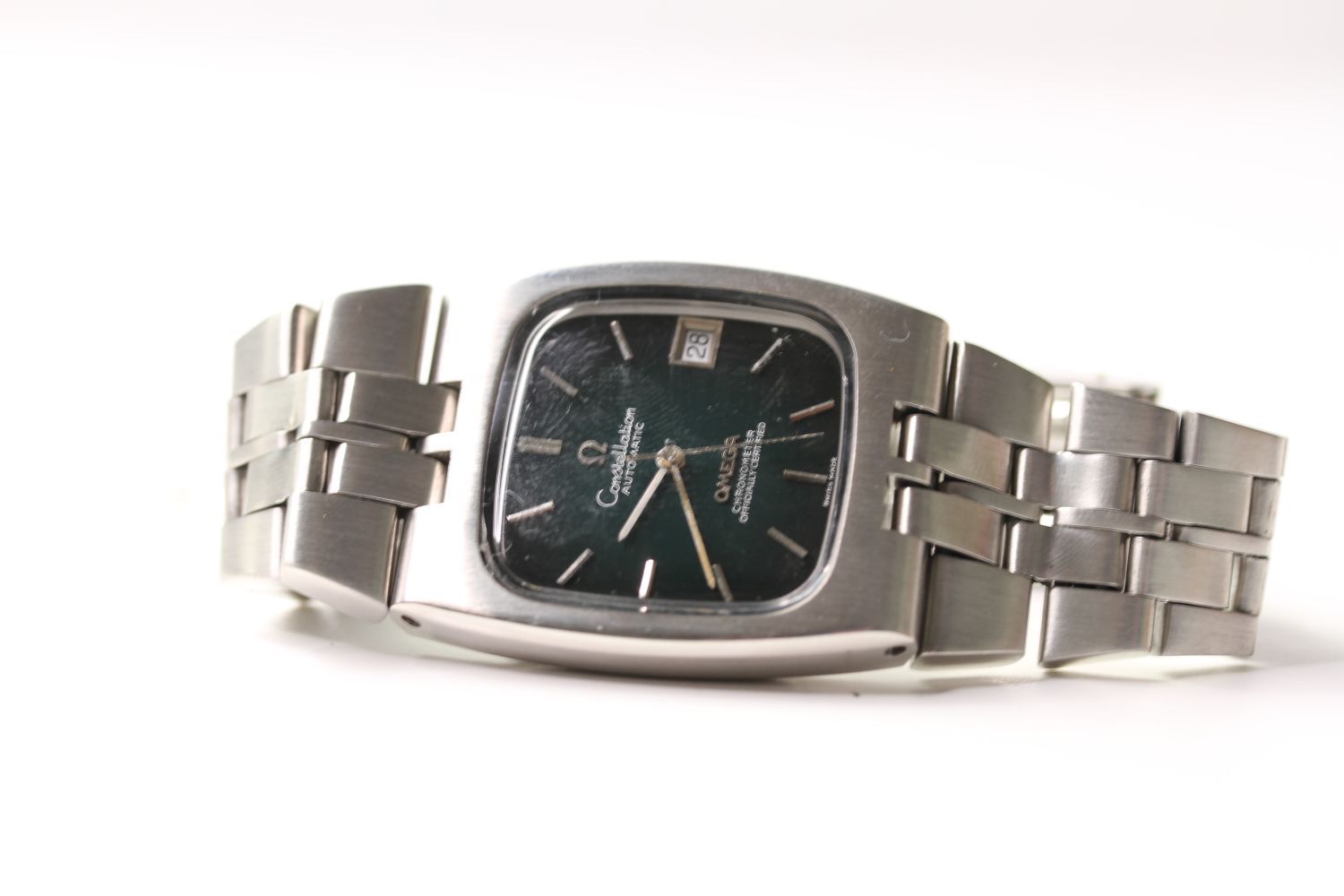 VINTAGE OMEGA CONSTELLATION GREEN DIAL WRIST WATCH, cushion shape green dial with silver baton