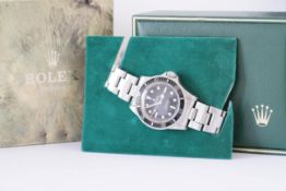 GENTLEMENS ROLEX OYSTER PERPETUAL SUBMARINER FEET FIRST WRISTWATCH W/ BOX REF. 5513 CIRCA 1970/71,