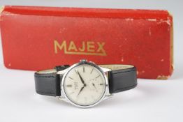 GENTLEMENS MAJEX VITAFLEX WRISTWATCH W/ BOX, circular patina dial with silver hour markers and alpha