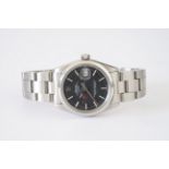 GENTLEMENS ROLEX OYSTER PERPETUAL DATE WRISTWATCH REF. 1500 CIRCA 1974, circular black dial with