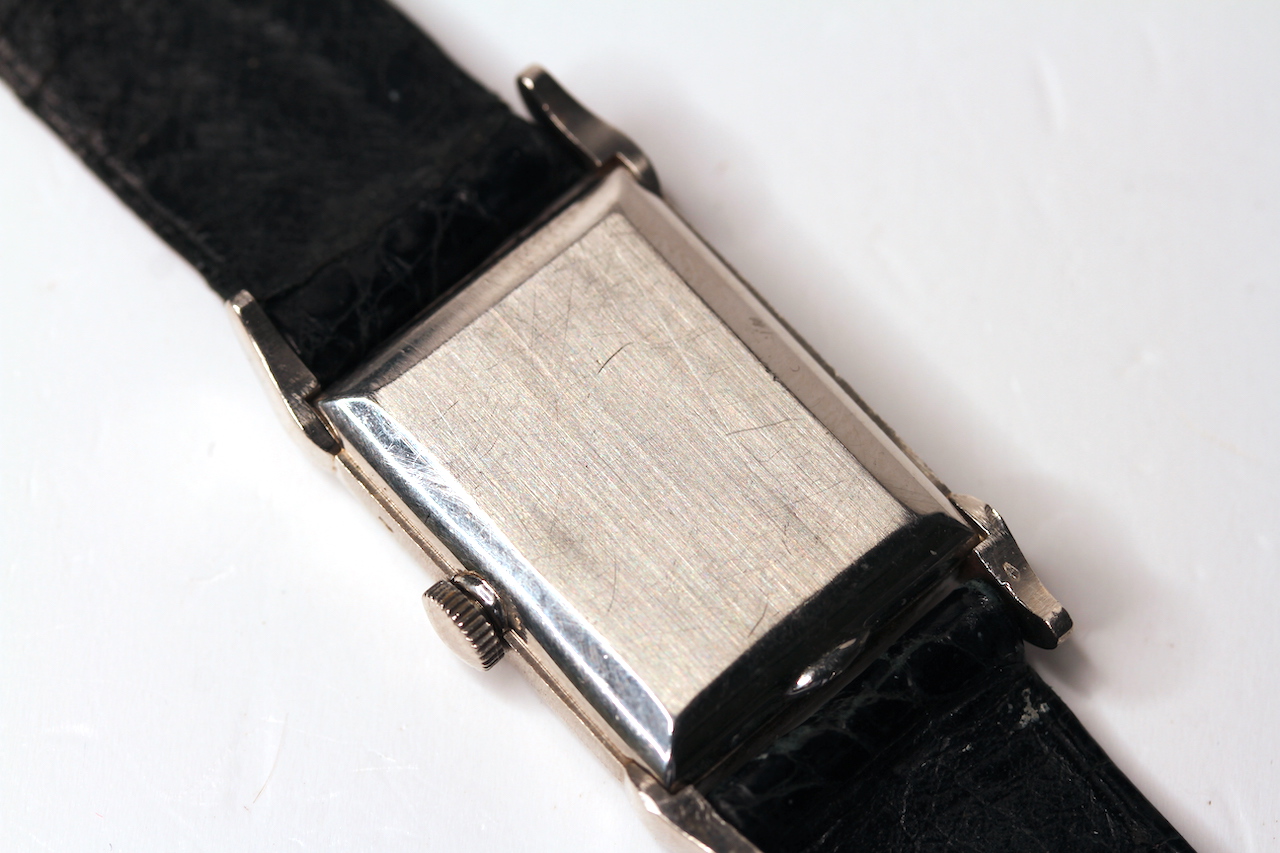A RARE GENTLEMEN'S PLATINUM VACHERON & CONSTANTIN WRISTWATCH, silver dial with original diamond - Image 2 of 4