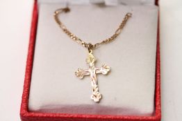 9CT CROSS PENDANT W/BOX, approximately 4.5g, stamped W.J.S. 9ct yellow gold, approximate total chain