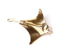 Ray Brooch, handmade, tested as 14ct, 53x46mm, 10g gross