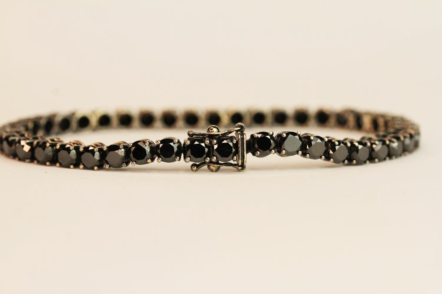 18ct white gold black diamond line bracelet, boxed. Black diamonds 14.38ct, approximate length 18. - Image 4 of 4