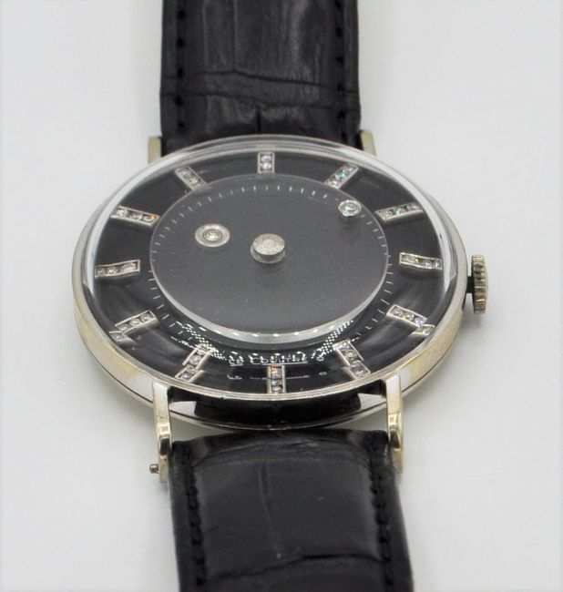 LECOULTRE AND VACHERON CONSTANTIN WRISTWATCH 1950S WITH DIAMOND MYSTERY 'GALAXY' DIAL IN 14CT - Image 4 of 6