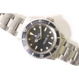 VINTAGE ROLEX SUBMARINER REFERENCE 5513 1970 WITH VINTAGE ROLEX POUCH, circular black dial feet