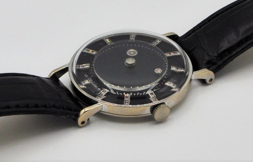 LECOULTRE AND VACHERON CONSTANTIN WRISTWATCH 1950S WITH DIAMOND MYSTERY 'GALAXY' DIAL IN 14CT - Image 3 of 6